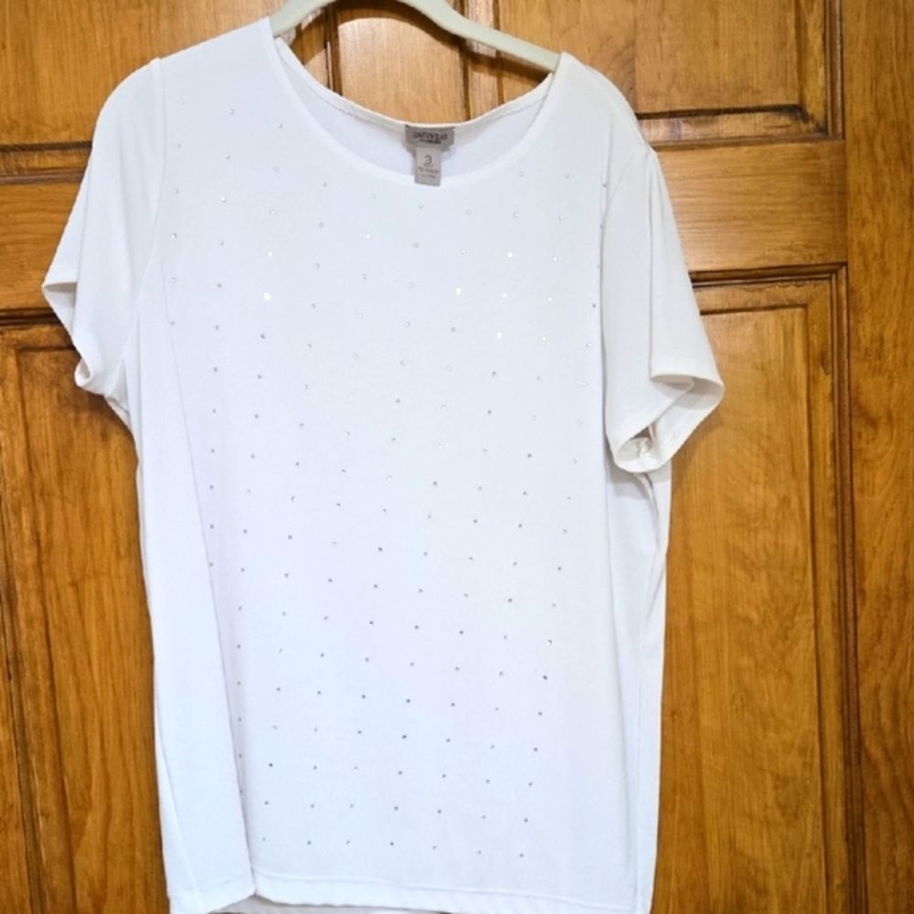 Chico's White Relaxed Short Sleeve Top